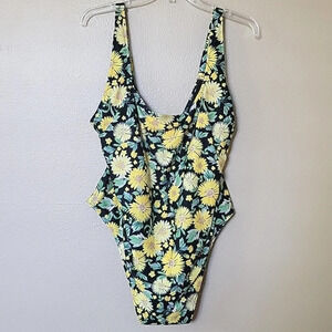 Old Navy Sunflower Square Neck French Cut One Piece Swimsuit - Size 2X